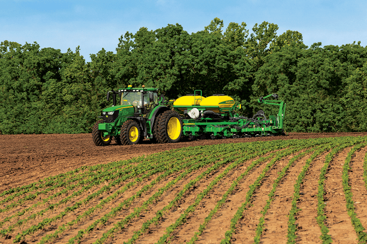 John Deere Expands Features and Models of 6 Family Tractors for 2015
