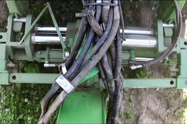 New LaForge Guided Hitch Keeps Deere Planters on the Row