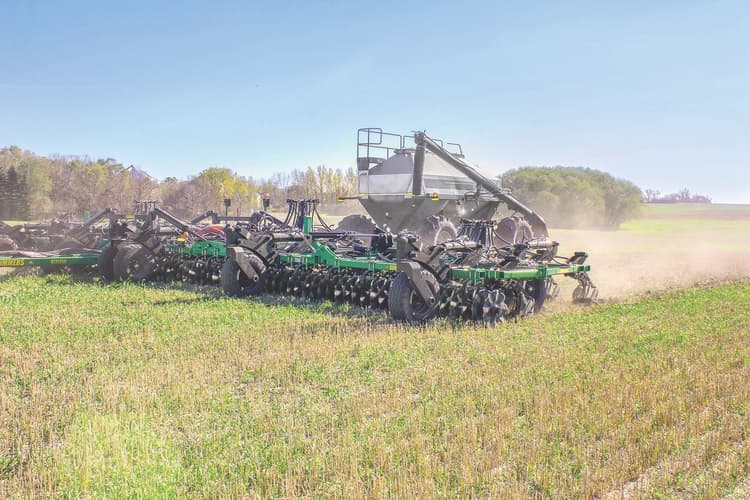 Summers VT Flex Applicator Offers High-Speed Fertilizer Application, Residue Management