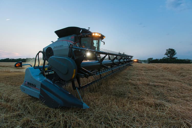 Gleaner Introduces GleanerCare for S8 Super Series Combines